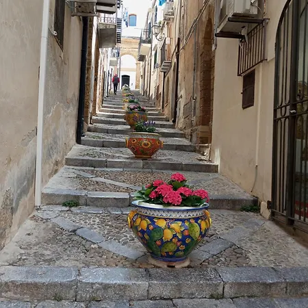 Benvenuti Al Sud Couette-café Cefalù